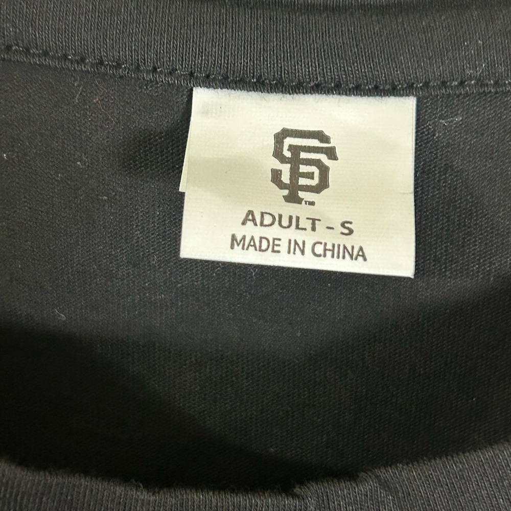 MLB San Francisco Giants Black Long Sleeve Police Law Enforcment Shirt Small - Picture 5 of 9